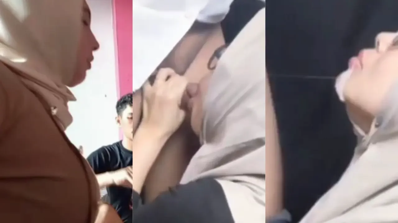 Di sepong istri majikan sampek crot hoki banget cok... poster